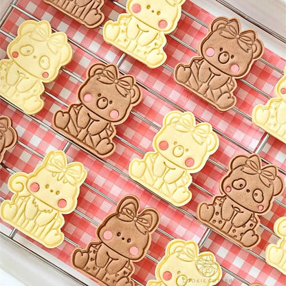 Animal Cookie Present Mold-Furever Adorable