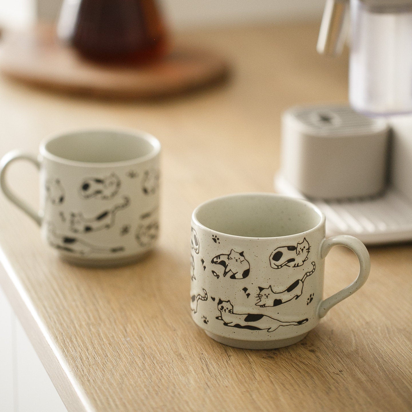 Whiskered Relief Coarse Pottery Mug – Natural Sand-Dotted Edition ✨ Furever Adorable